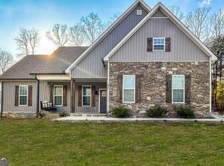 117 Savannah St, Calhoun, GA