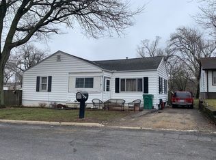 400 S Maxwell Ct, Peoria, IL