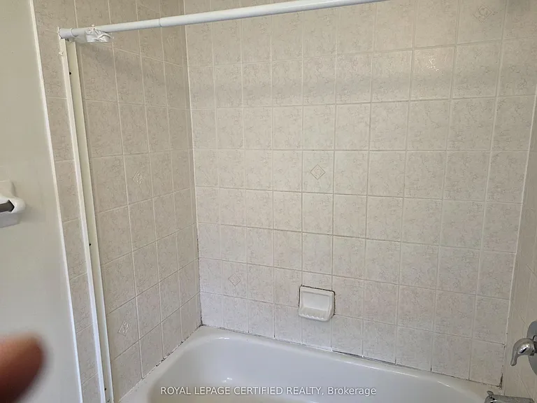 134 Kayla Cres — Photo 13