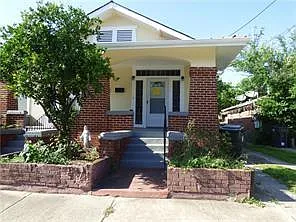 5109 Burgundy St — Photo 2