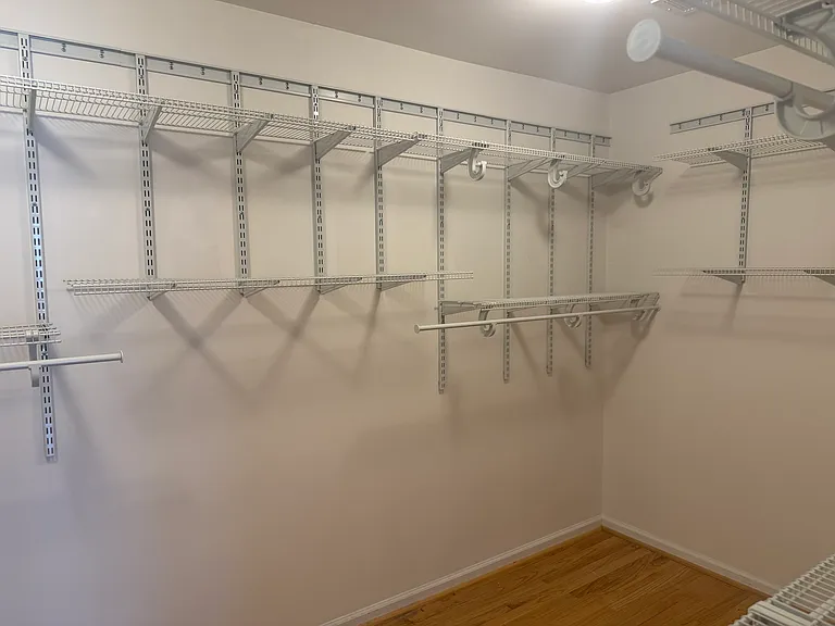 11514 Amherst Ave — Photo 19