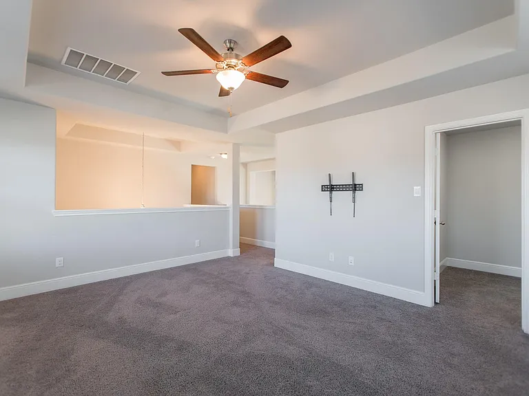 10054 Preserve Way — Photo 36