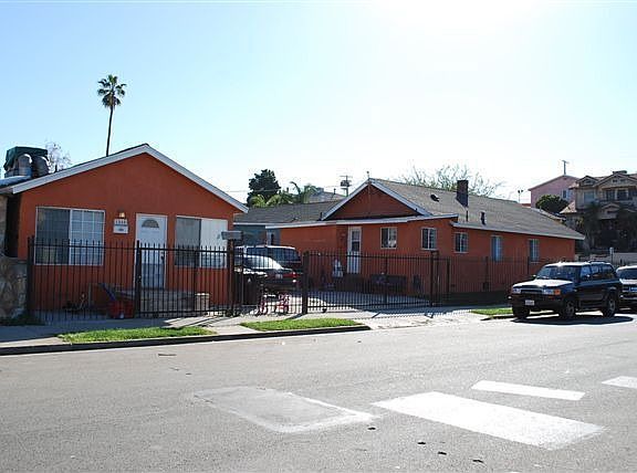 4th image of 1850 S Longwood Ave