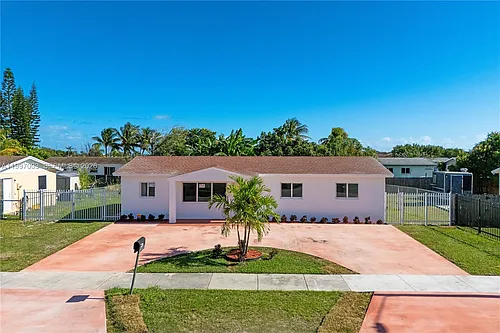22503 SW 113th Pl Photo 1