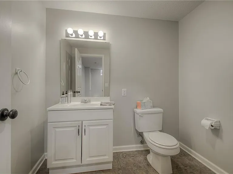21714 W 98th St — Photo 25