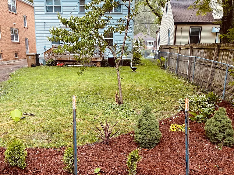 2821 Commercial Ave — Photo 10