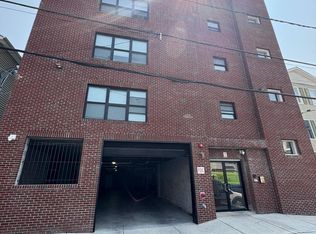 198 Harrison St, Paterson, NJ 07501