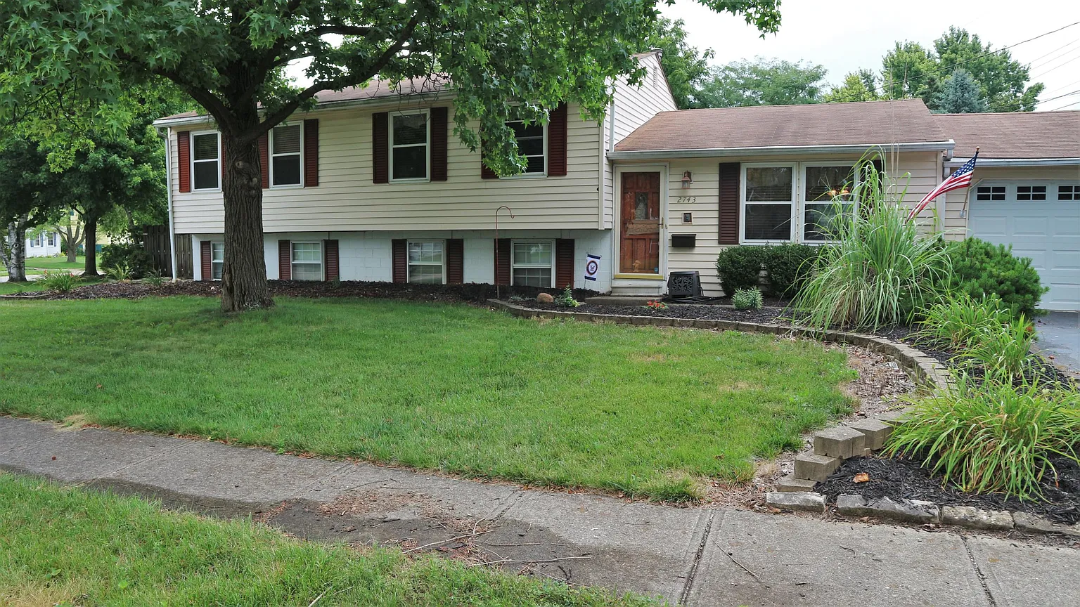 2743 Brunswick Dr photo 1