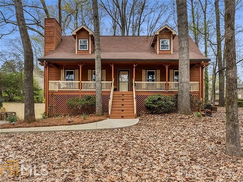 1st image of 316 Chattahoochee Way