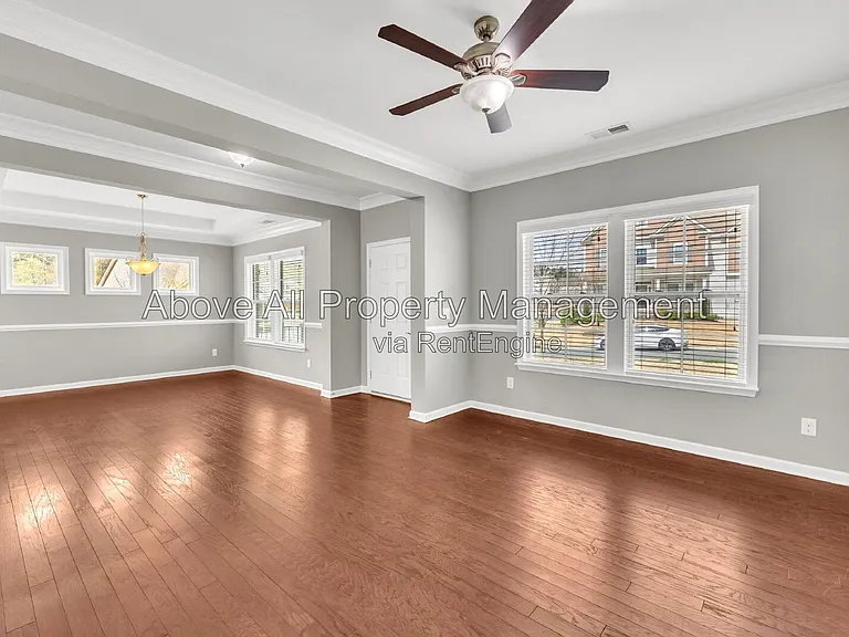 2 Horton Grove Ct — Photo 9