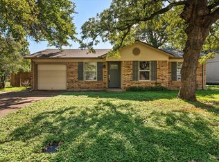 5701 Guildwood Dr, Arlington, TX 76017