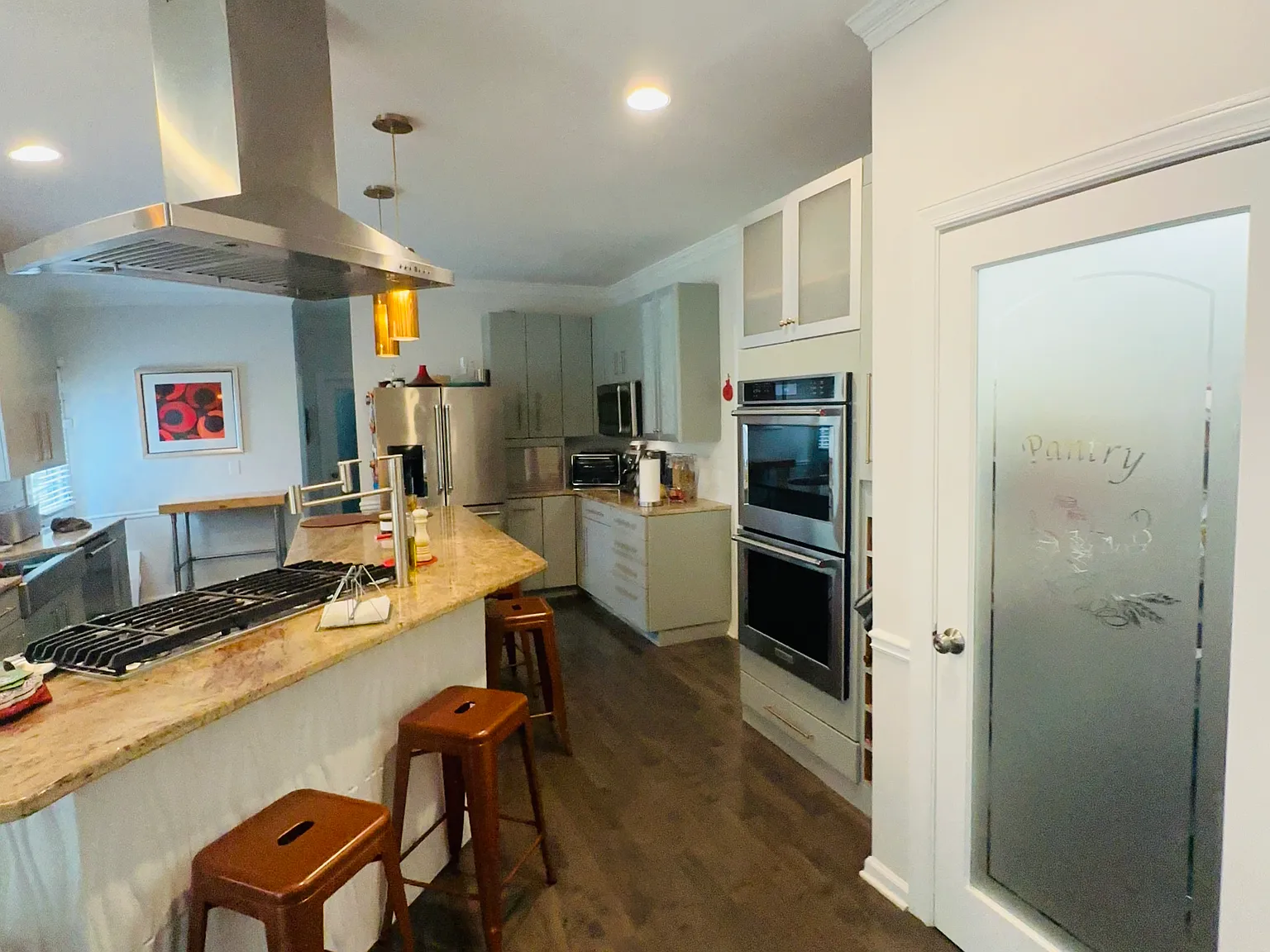 4 bed, 2883 sqft, $3,900 — Photo 4