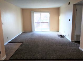 1820 A Ave - 1, Cedar Rapids, IA 52402