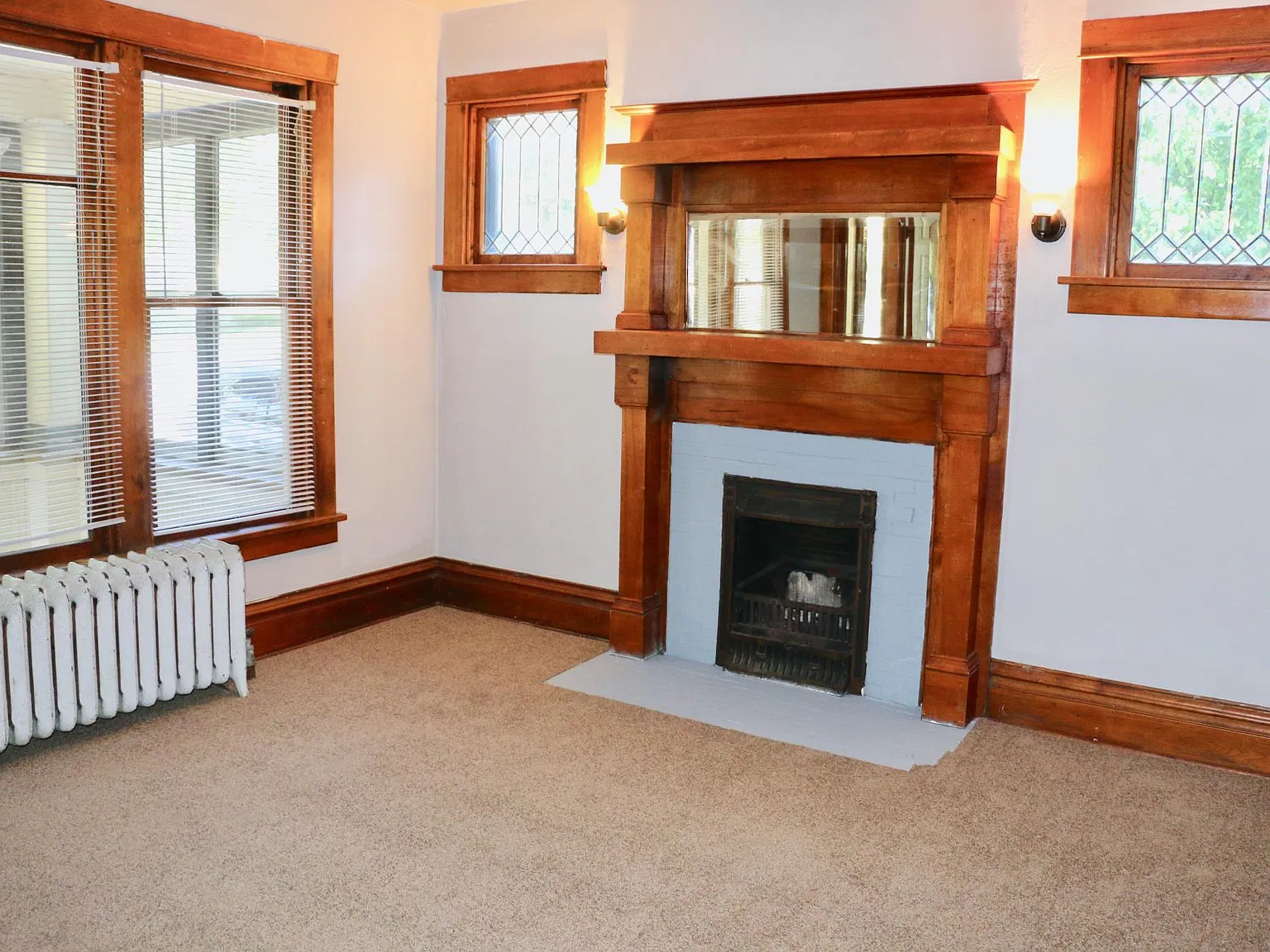 121 Grove St — Photo 3