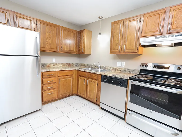 Kaposia Valley Apartments — Photo 35