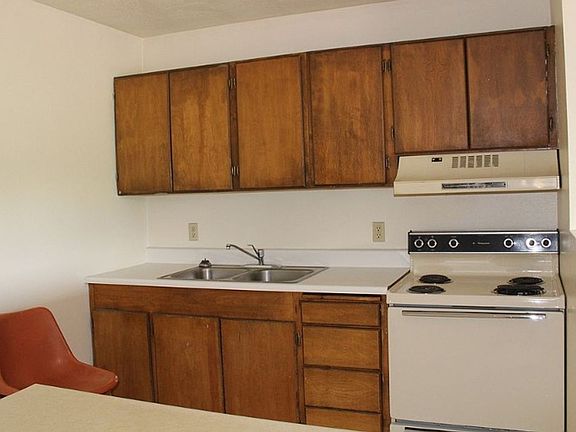 4th image of 250 S 1025 W APT 2