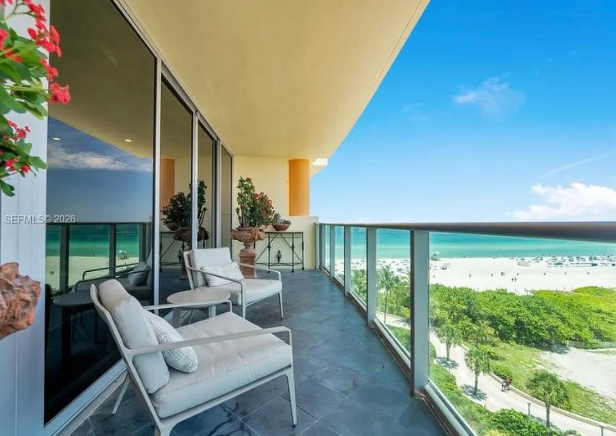 2 bed, 2.5 bath, 1660 sqft, $22,500 — Photo 4