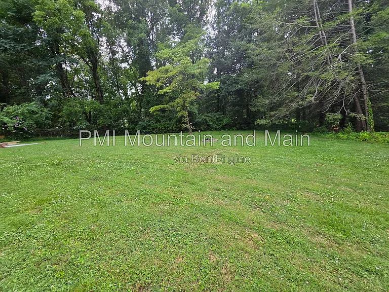 4 Erwin Dr — Photo 48