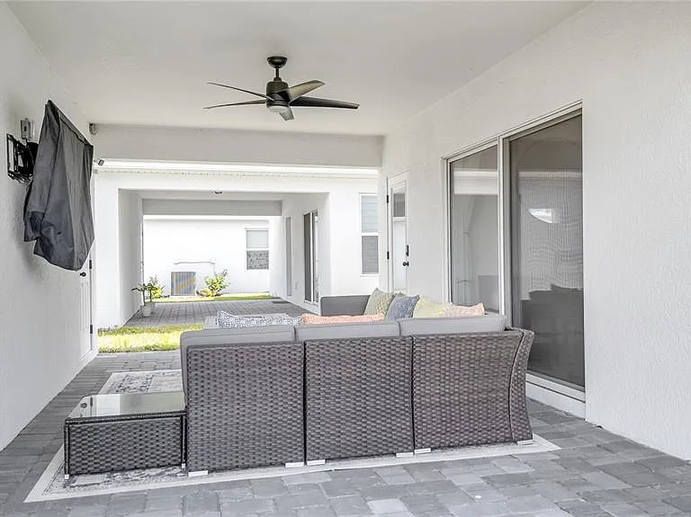 10836 Waterwood Aly — Photo 4
