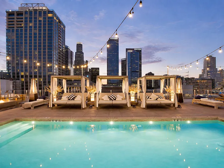 HWH Luxury Living — Photo 26