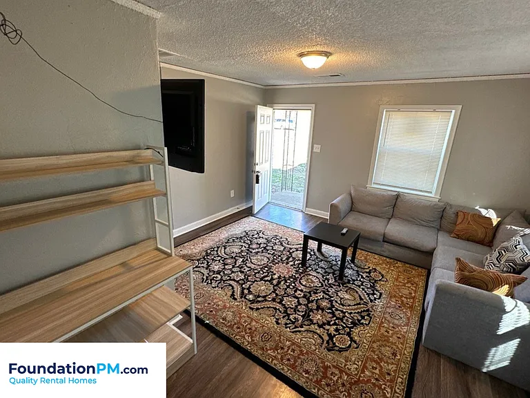 1409 Semmes St #1 — Photo 4