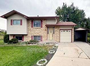 1595 Luna Vista St, Colorado Springs, CO 80911
