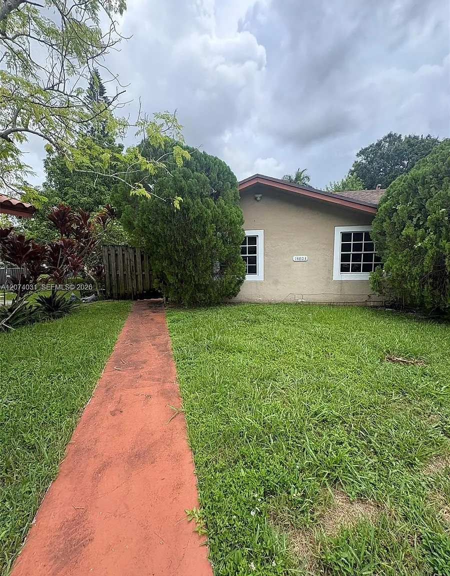 Replat Of Sabal Grove — Photo 1