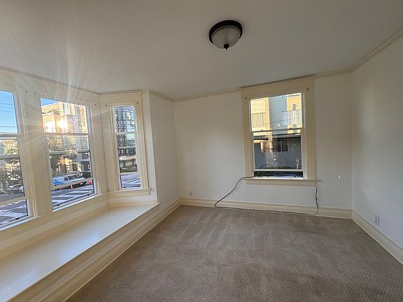 5th image of 1595 Clay St APT 121