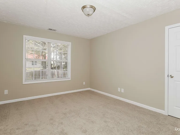 2462 Tolliver Dr — Photo 12