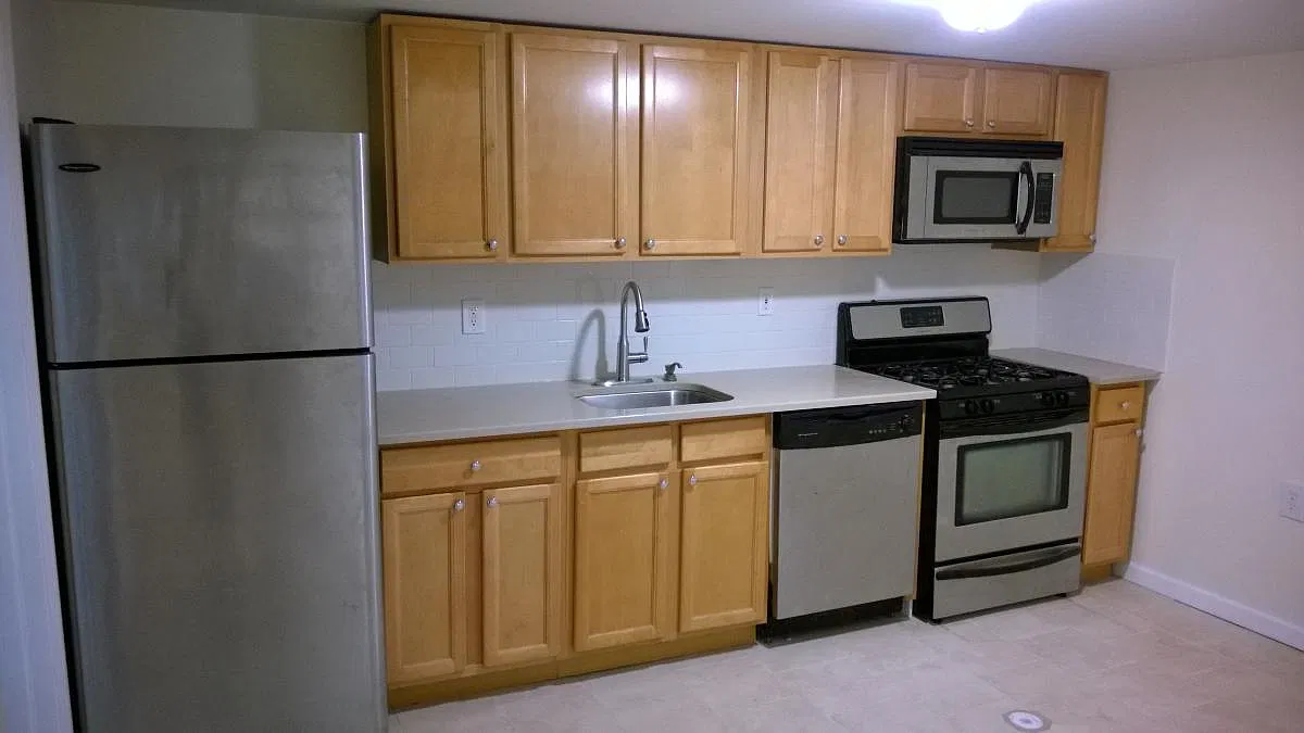 2 bed, $1,595 — Photo 3