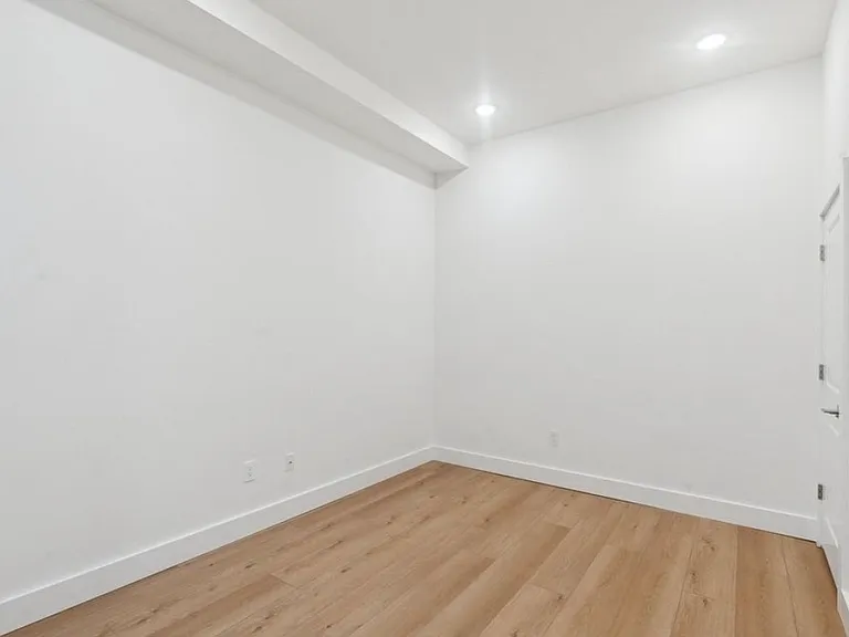 518 W Montgomery Ave #5 — Photo 12