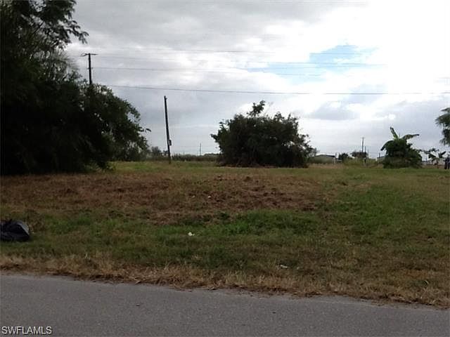2nd image of 900 Mississippi Ave