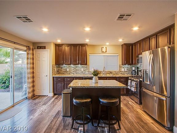 4th image of 3925 Buteo Ln