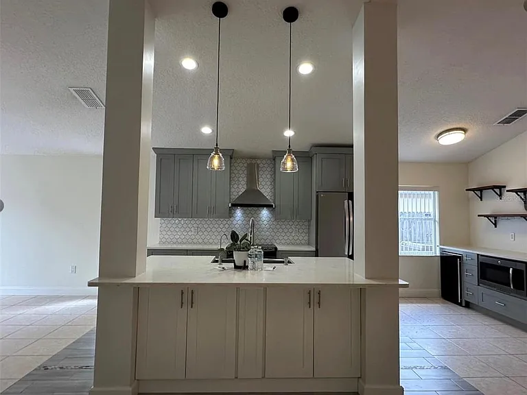 10707 Flycast Cir — Photo 21