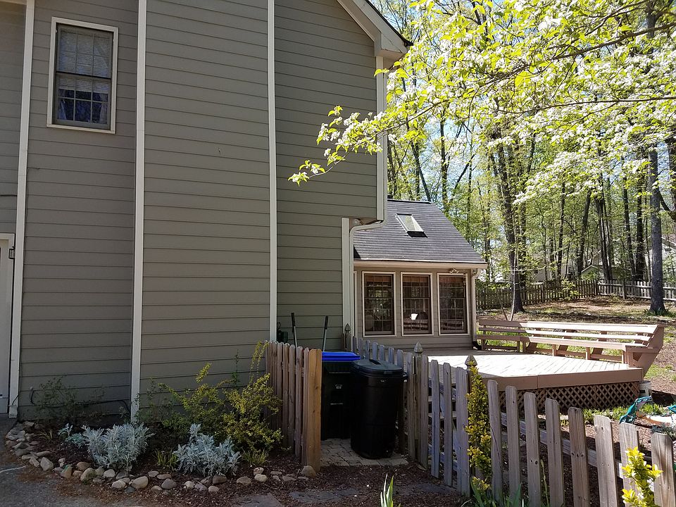 2nd image of 120 Riding Trail Ct