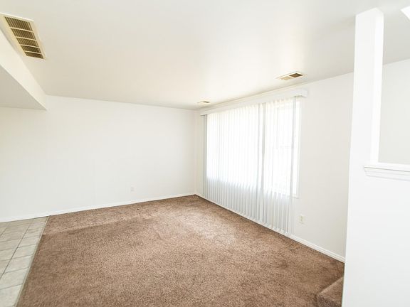 5th image of 5332 Plaza Ave