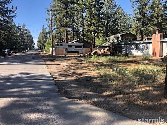 5th image of 3112 Fresno Ave