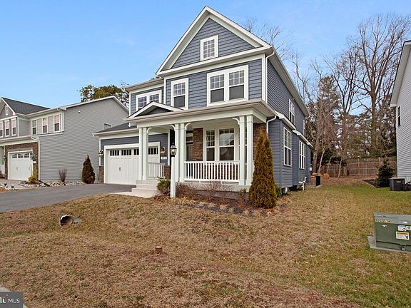 3rd image of 408 Kosmill Dr