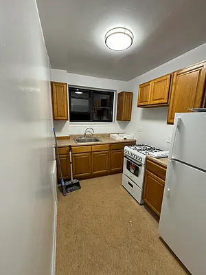 Rented by Padsters Realty LLC | media 1