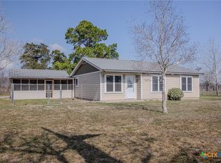 2015 Coletoville Rd, Victoria, TX 77905