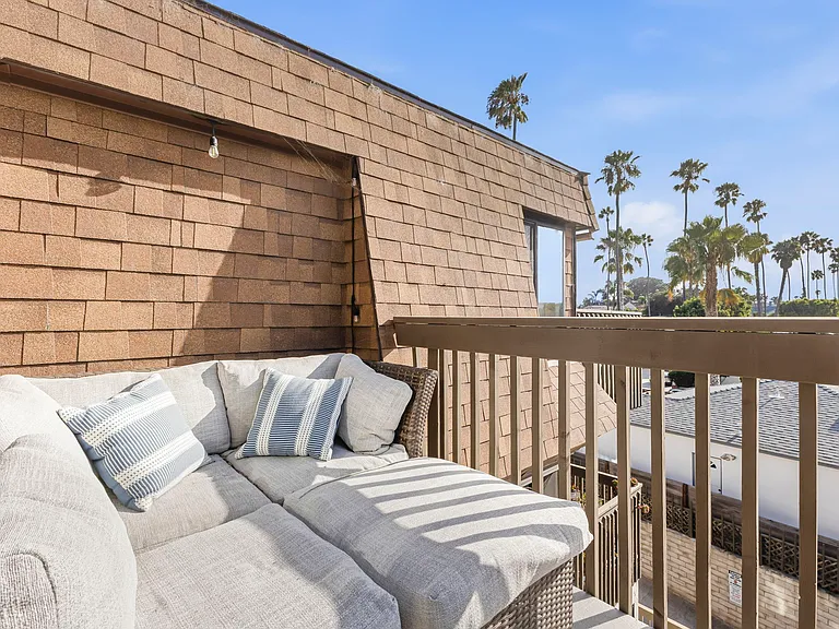 4650 W Point Loma Blvd #302 — Photo 5
