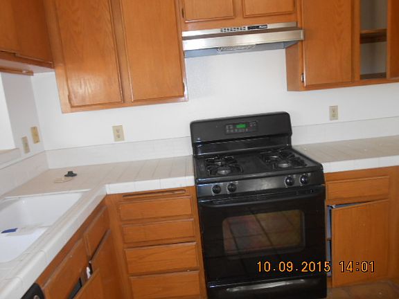 4th image of 44821 Rock Island Dr