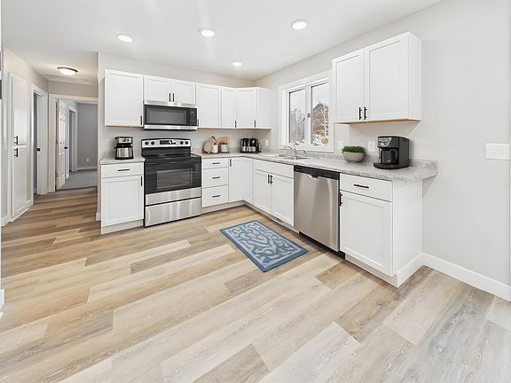 3rd image of 1403 Northway Pl