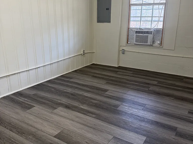 613 Bellhaven St #615-1/2 — Photo 6