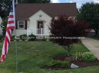 242 Westview Ave, Hubbard, OH 44425