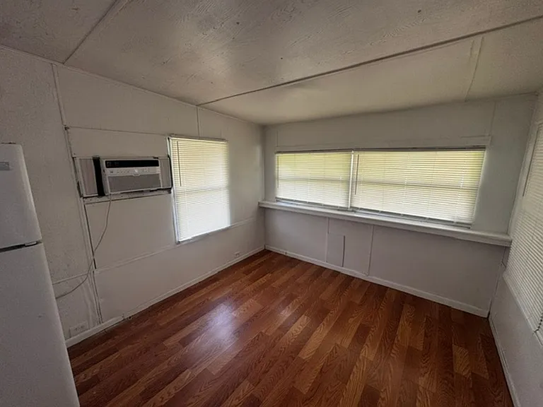 7115 Lofty Dr — Photo 2