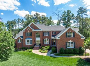 16319 Fox Creek Forest Dr, Moseley, VA 23120