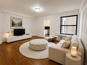 425 Riverside Drive