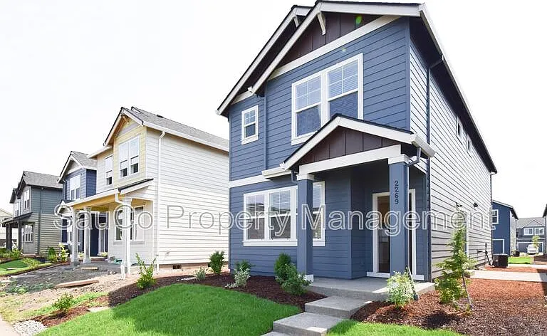 2269 Livesay Ln — Photo 4