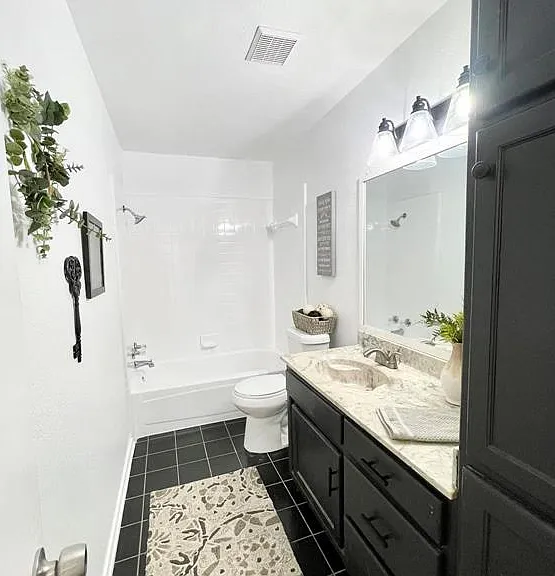5704 Sterling Green Trl — Photo 38